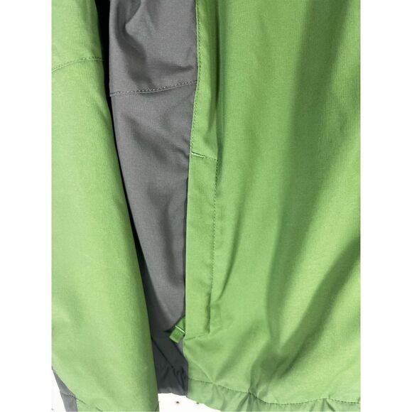 Boys North face Polartec jacket - Picture 4 of 13